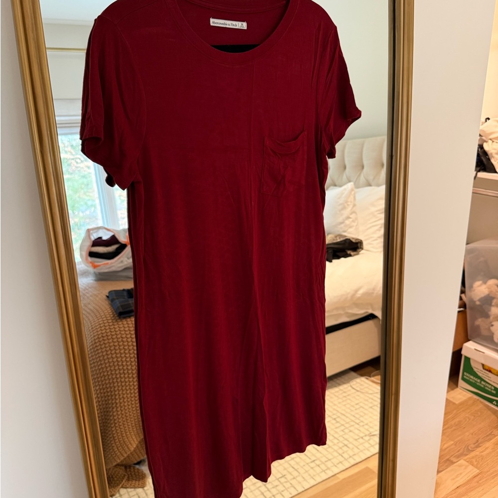 Abercrombie & Fitch Deep Red T shirt dress